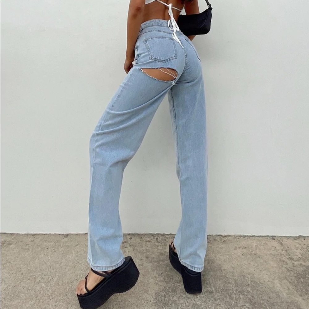Motel bum rips parallel jeans light wash